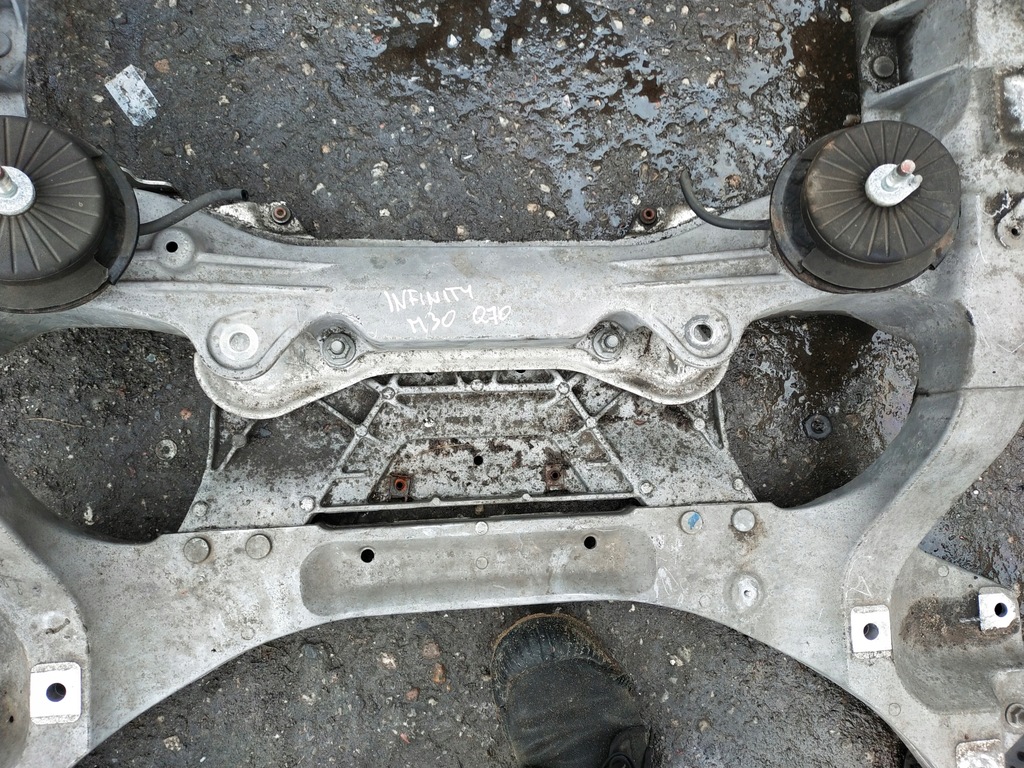 фото №7, Infinity m30 q70 підрамник перед