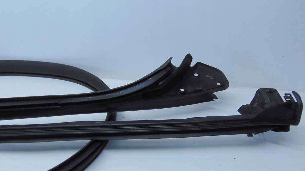 фото №7, | mercedes w207 прокладка двері права + скло