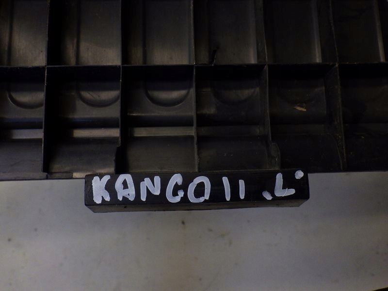 фото №4, Молдинг захист поріг ліва renault kangoo ii