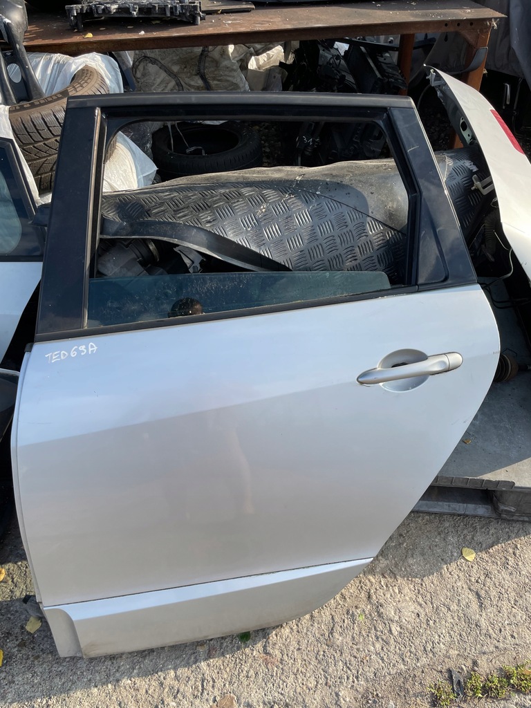 фото №1, Дверь scenic iii ted69