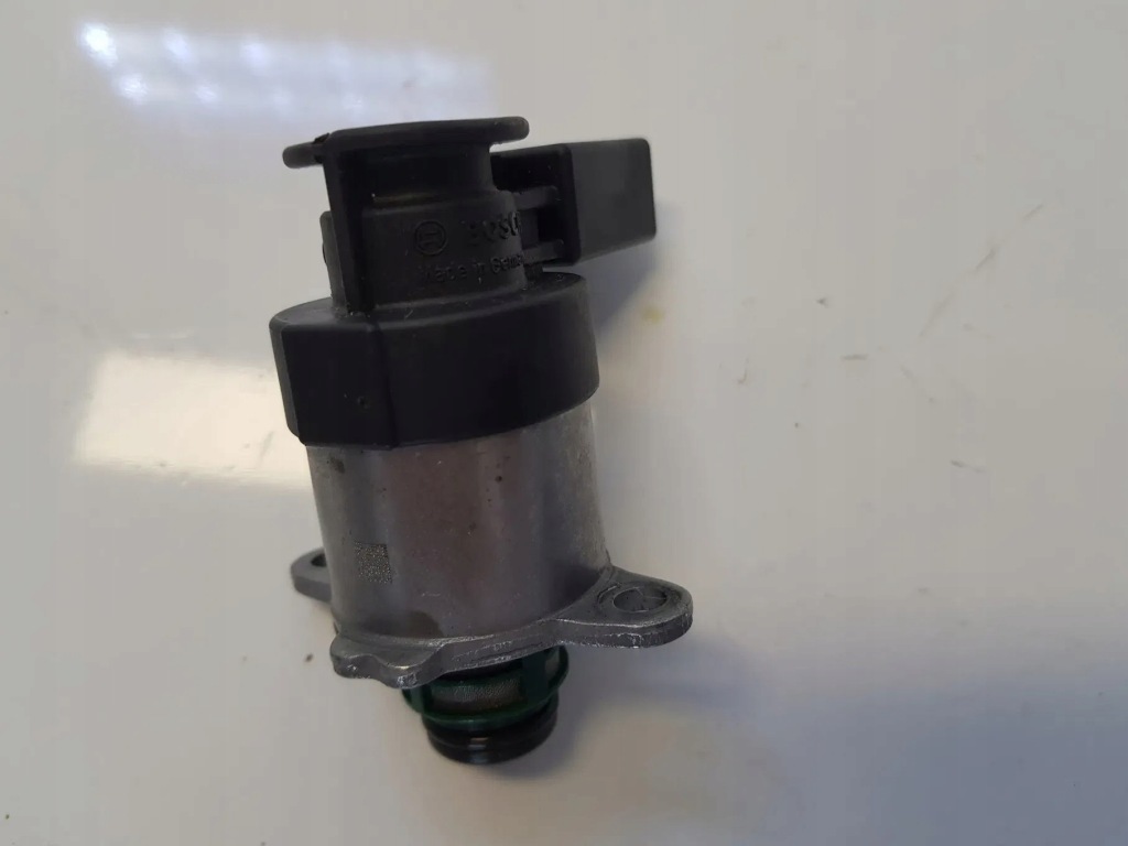 Клапан регулятор давления насоса впрыска топлива bmw f10 f20 f22 f25 f26 f в Украине