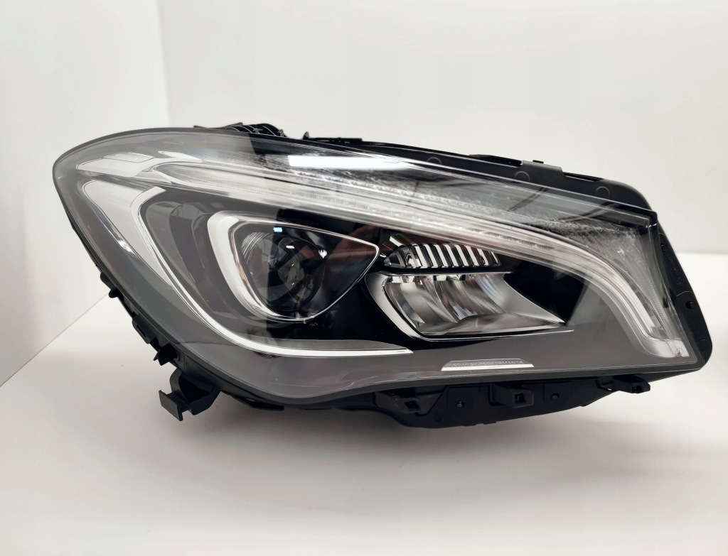 Mercedes cla w117 рестайлінг  фара права led performance Ціна