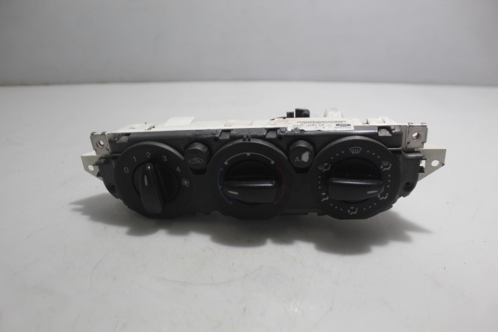 фото №1, Панель керування обдув ford focus ii mk2