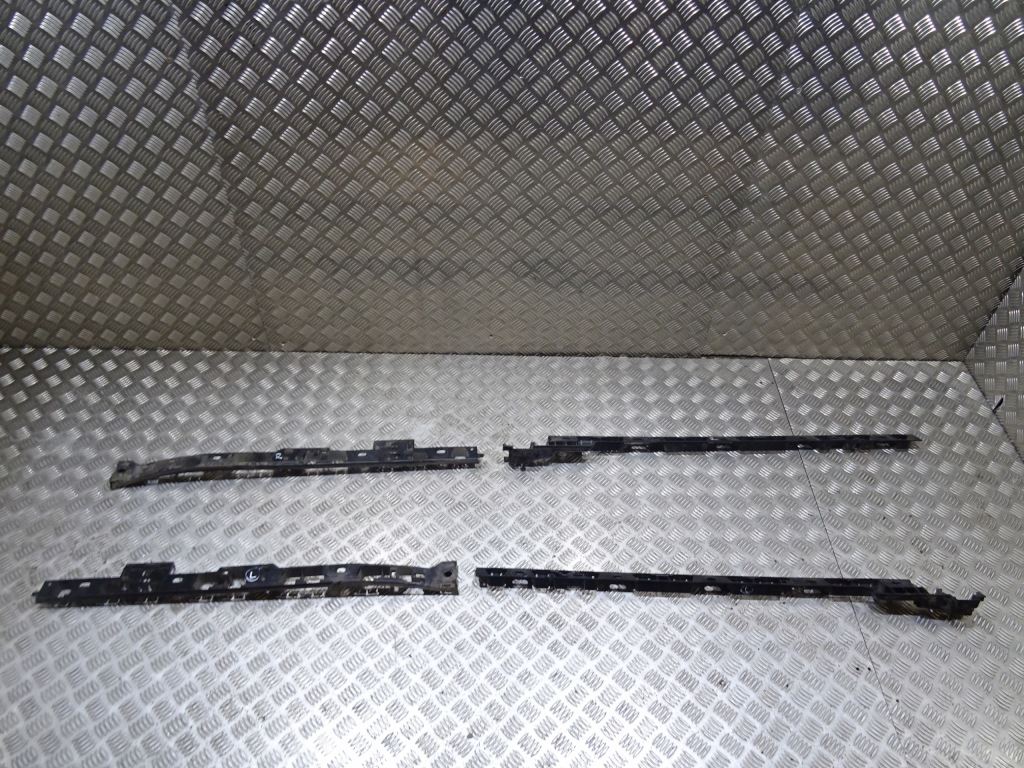 фото №1, Porsche macan напрямна напрямні кронштейн поріг