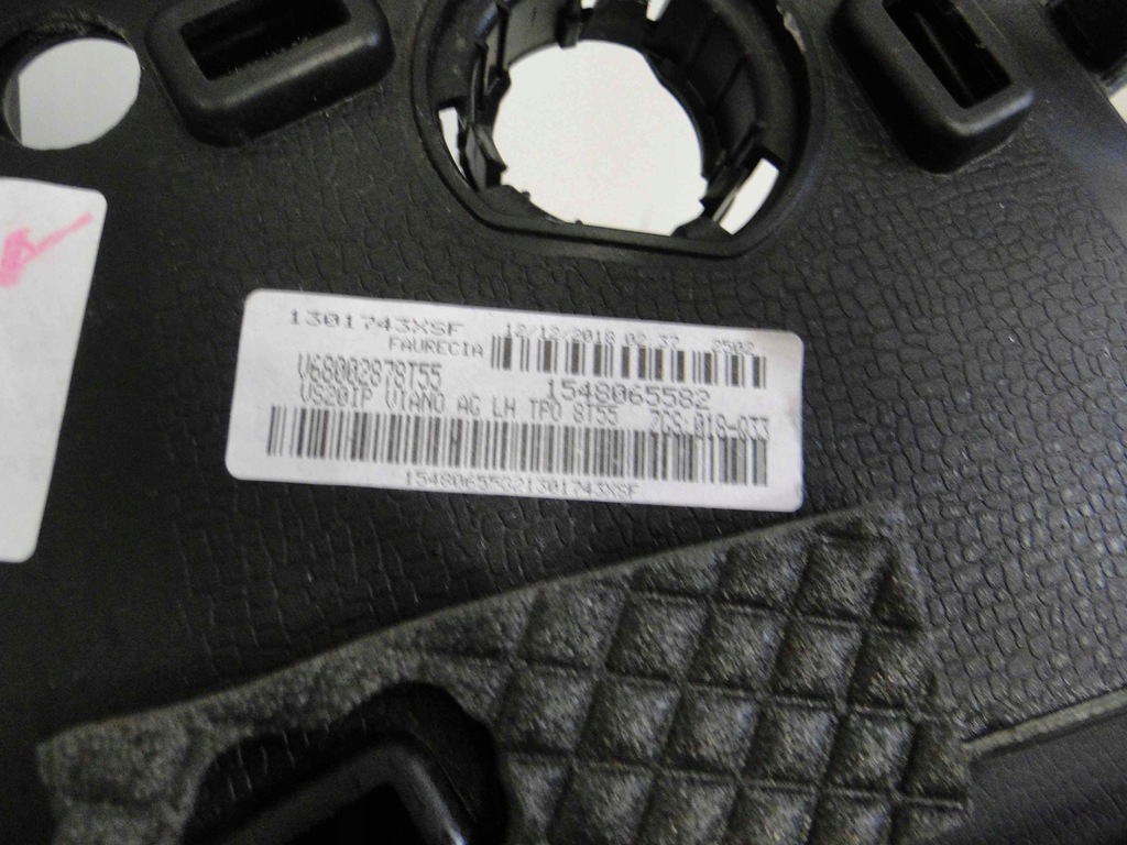 фото №7, Mercedes v klasa w447 консоль панель приладів приладова