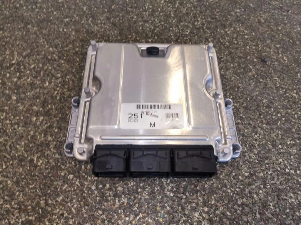 фото №1, Бортовий комп'ютер двигуна ecu mitsubishi space star mpv dg_a 8200319968 1.9l