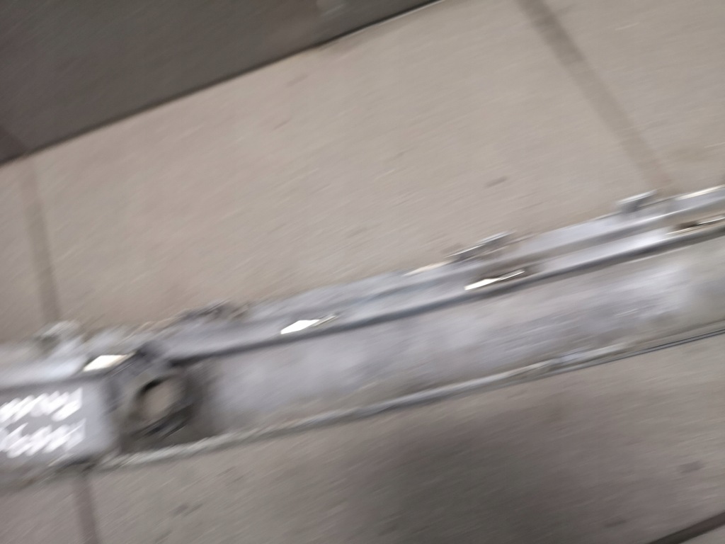 фото №13, Молдинг бампера ліва audi a8 d3 білий 4e0807223a