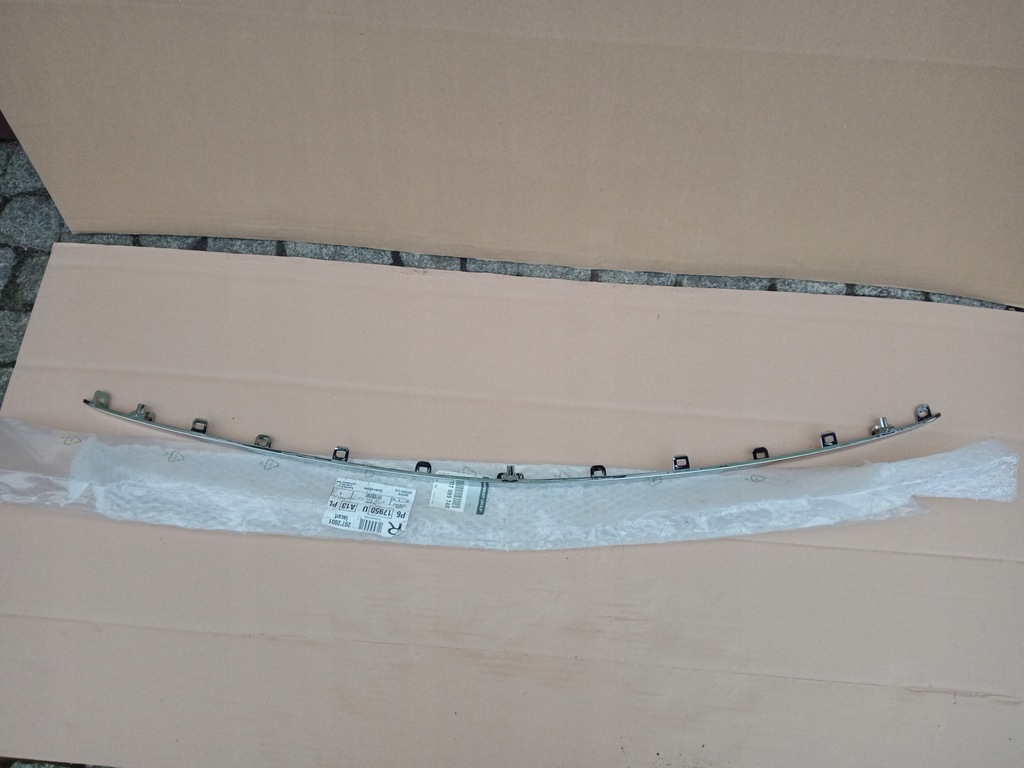 фото №1, Renault clio v хром бампера задня