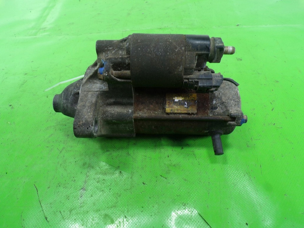 Купить Toyota yaris 1 1.4 бензин стартер 2210023030