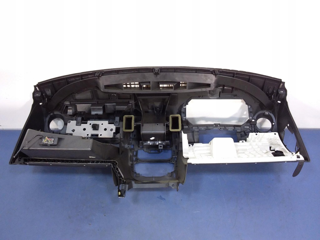 фото №4, Duster i 10-13 панель приладів консоль подушки безпеки ремені eu kpl