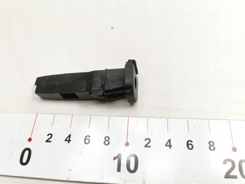 фото №7, Втулка підголівник сидіння перед ford kuga mk1 оригінальний номер 1141226