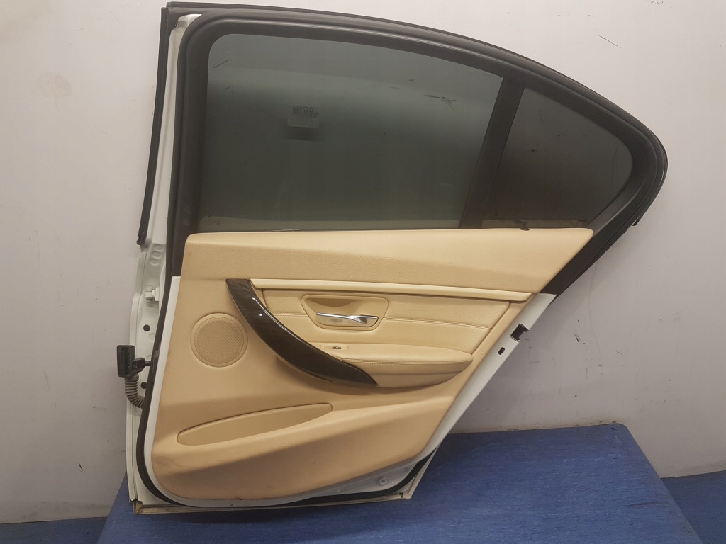фото №11, Bmw 3 f30 дверь задняя правое a300 sedan
