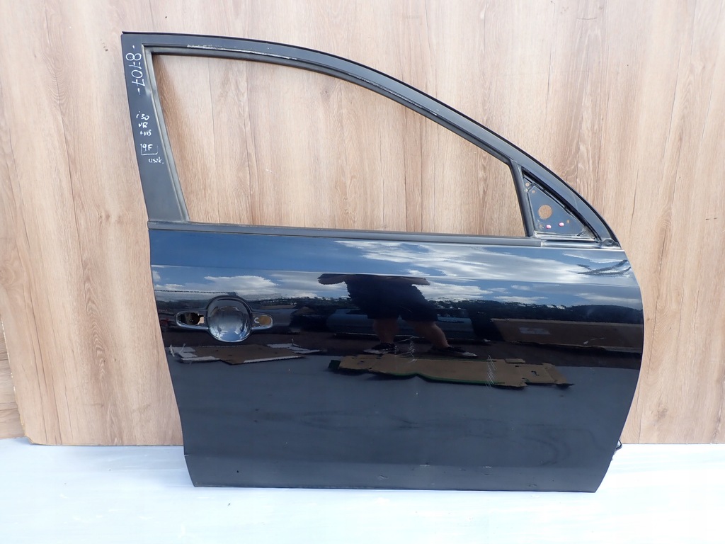 фото №1, Hyundai i30 хетчбек 07-12 двері передні праве 9f