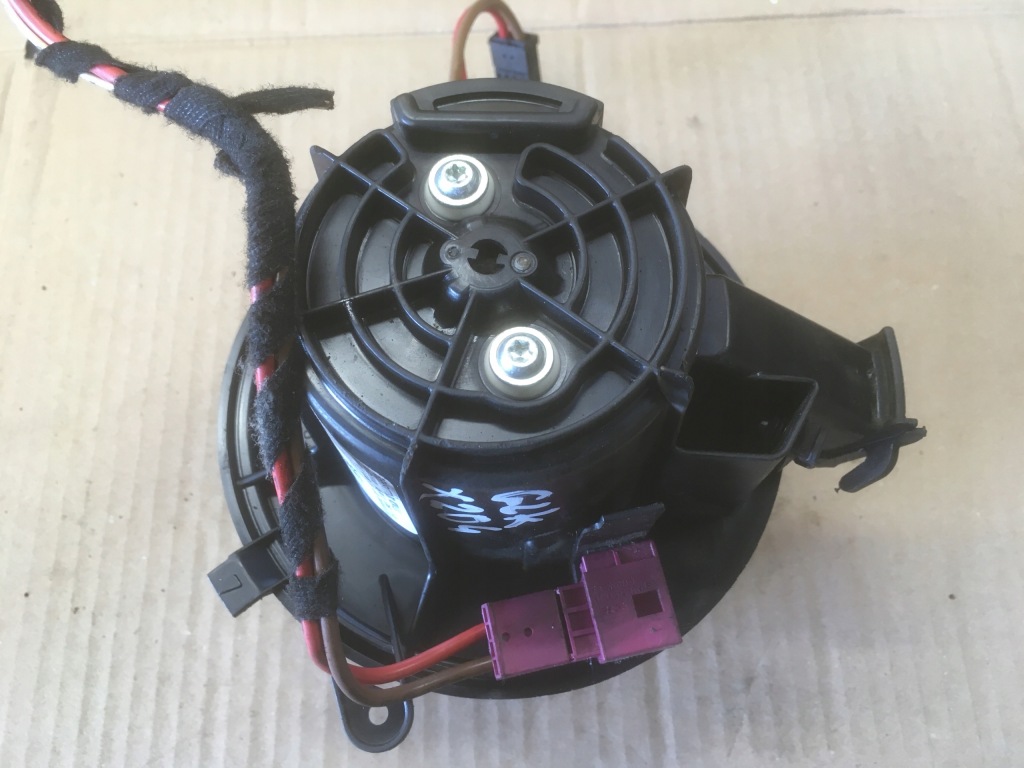 фото №2, Повітродувка вентилятор обігрівача mercedes x204