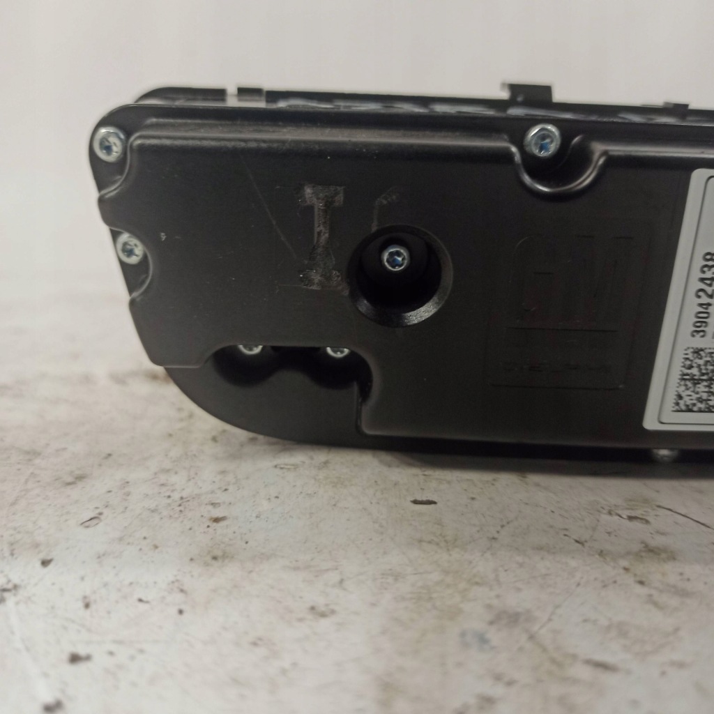 Opel astra k v панель кондиціонера обдув 39042438 Оригінал