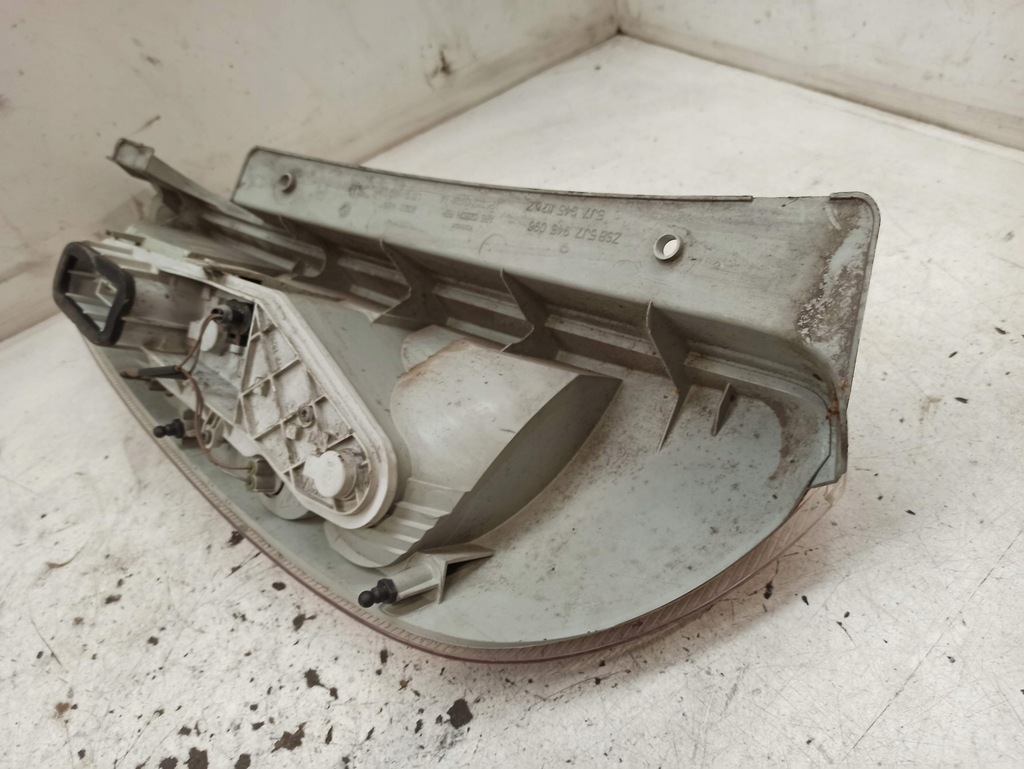 фото №14, Skoda roomster лампа задня задня права 5j7945096