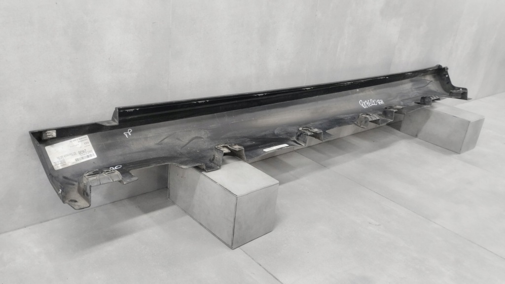 Купити Молдинг поріг права mercedes gle 2 ii 167 19- suv