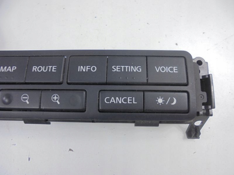 фото №6, Nissan murano i z50 панель навигации 28395cc000