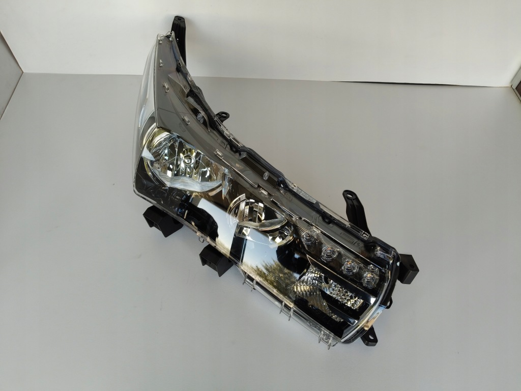 Нова фара правий фара toyota corolla e16 led Доставка