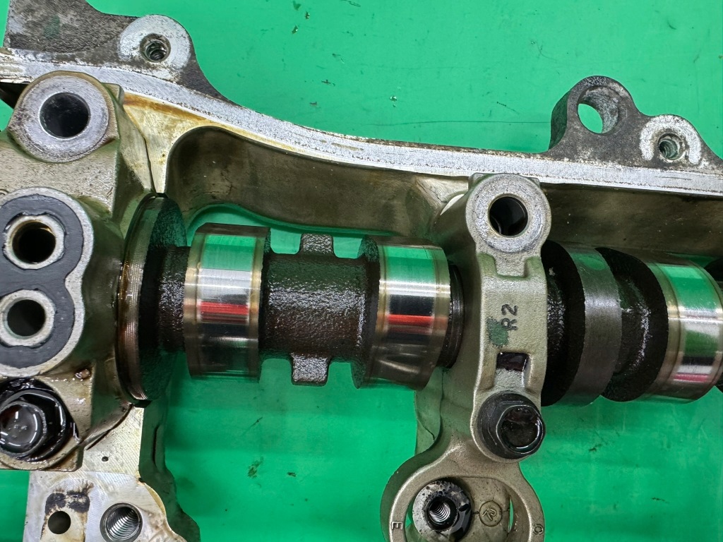 Вал валы распределительного вала правая головка 1305031120 lexus gs iii 3.0 v6 gs300 05- Доставка