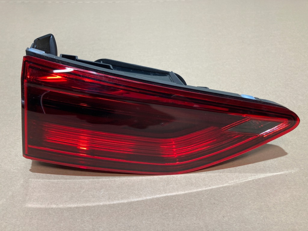 фото №1, Лампа левая задняя vw golf viii 8 5h0 led