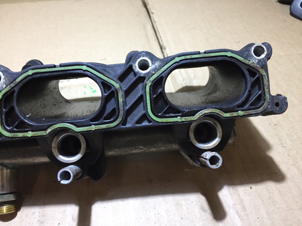 фото №9, A6 c6 2.8 fsi колектор всмоктуючий молдинг 06e133110j