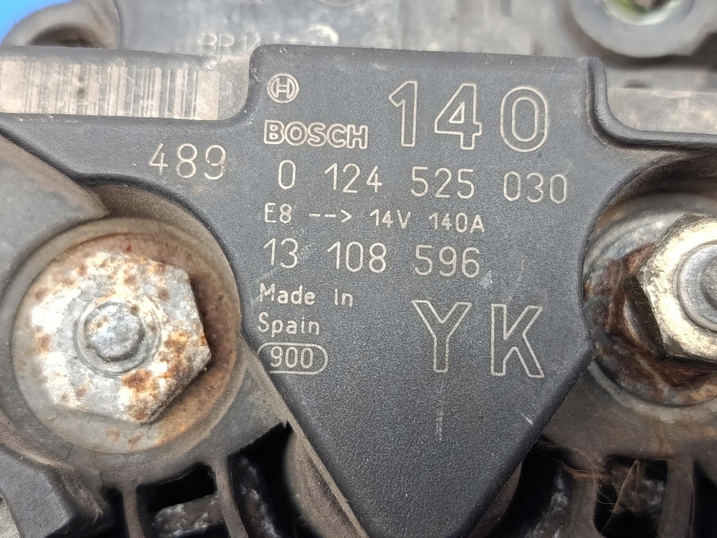 Opel zafira a рестайлінг  2.2dti генератор 13108596 bosch 0124525030 140a test в Україні