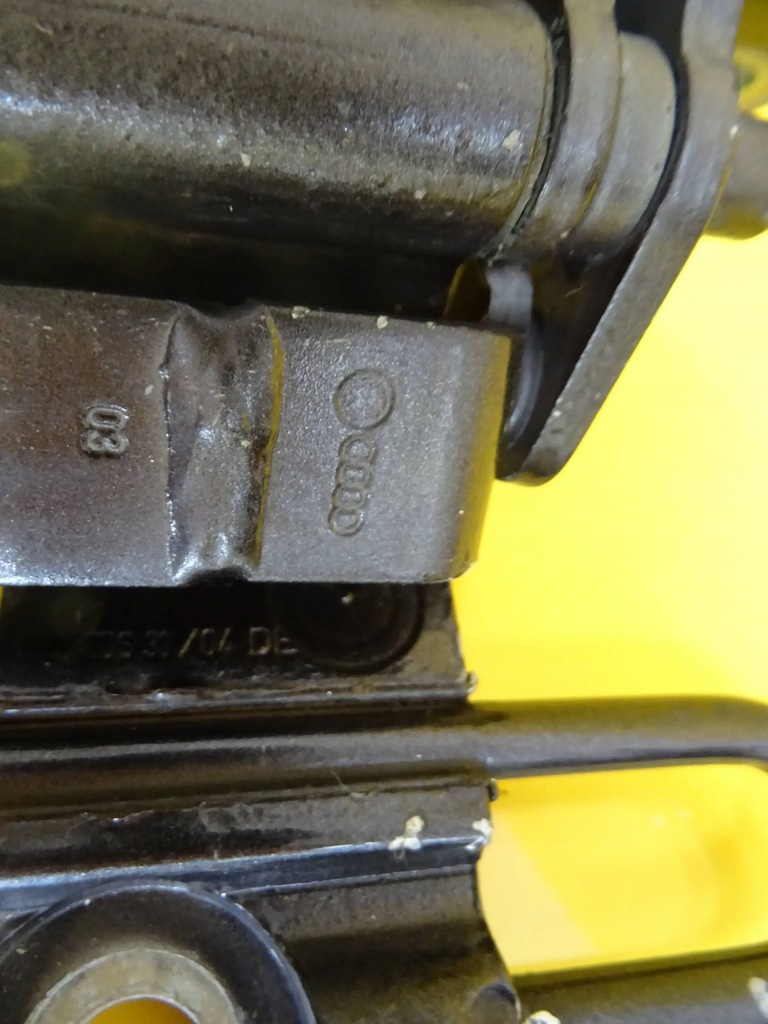 фото №8, Петля петлі двері правий перед audi a3 8p 8e0831412b nr7