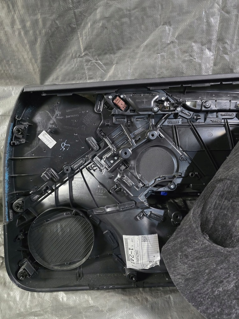 фото №8, Audi a3 s3 8v sline 2017 перед сторона ліва обшивки двері 8v4867105b