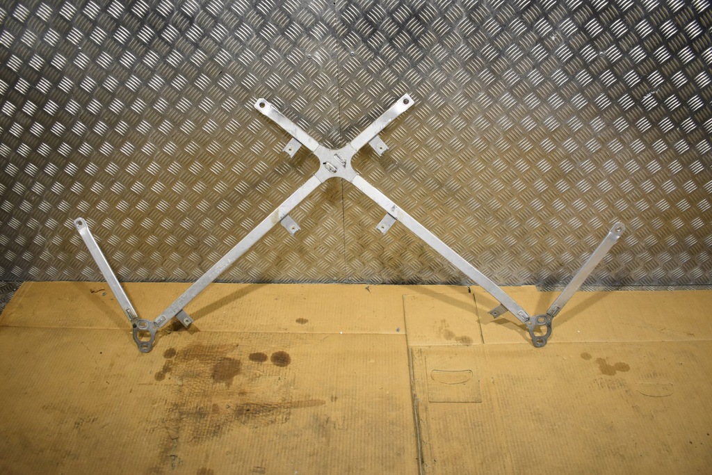 фото №1, Idealna розпірка задня porsche panamera 970 1