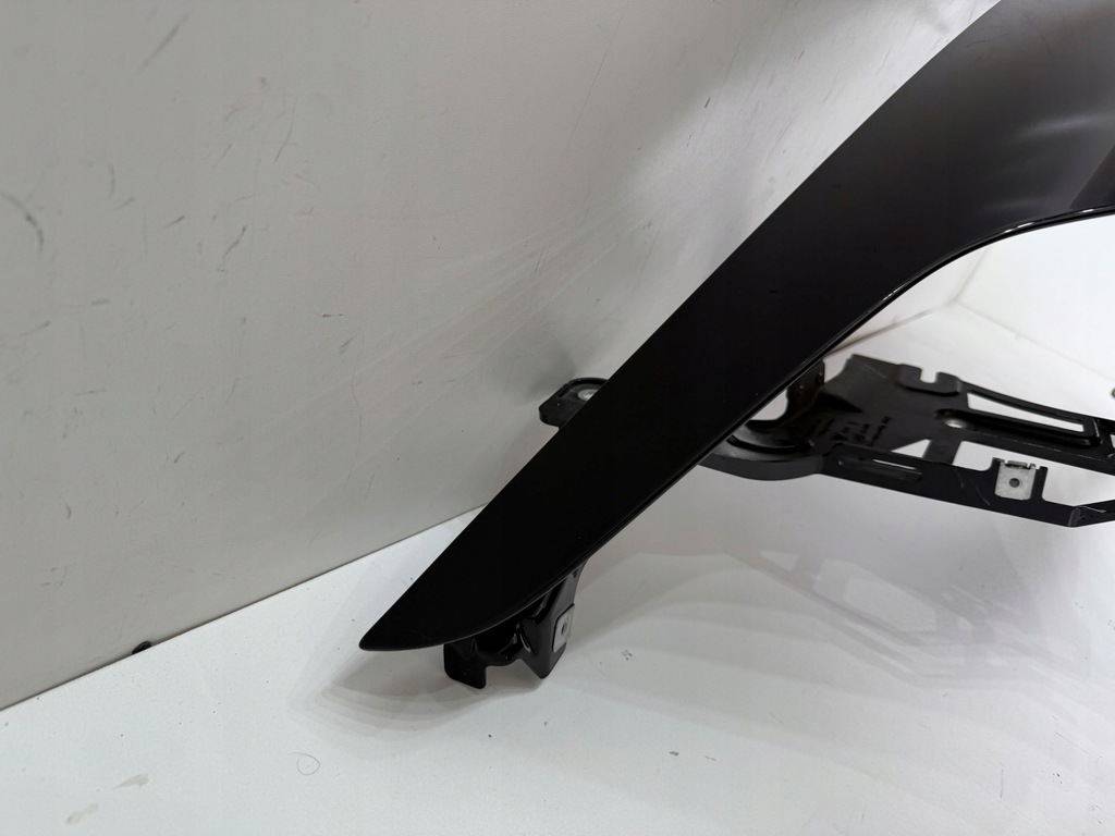 фото №13, Porsche taycan 9j1 крыло левый перед передний b хороший идеальное состояние !!