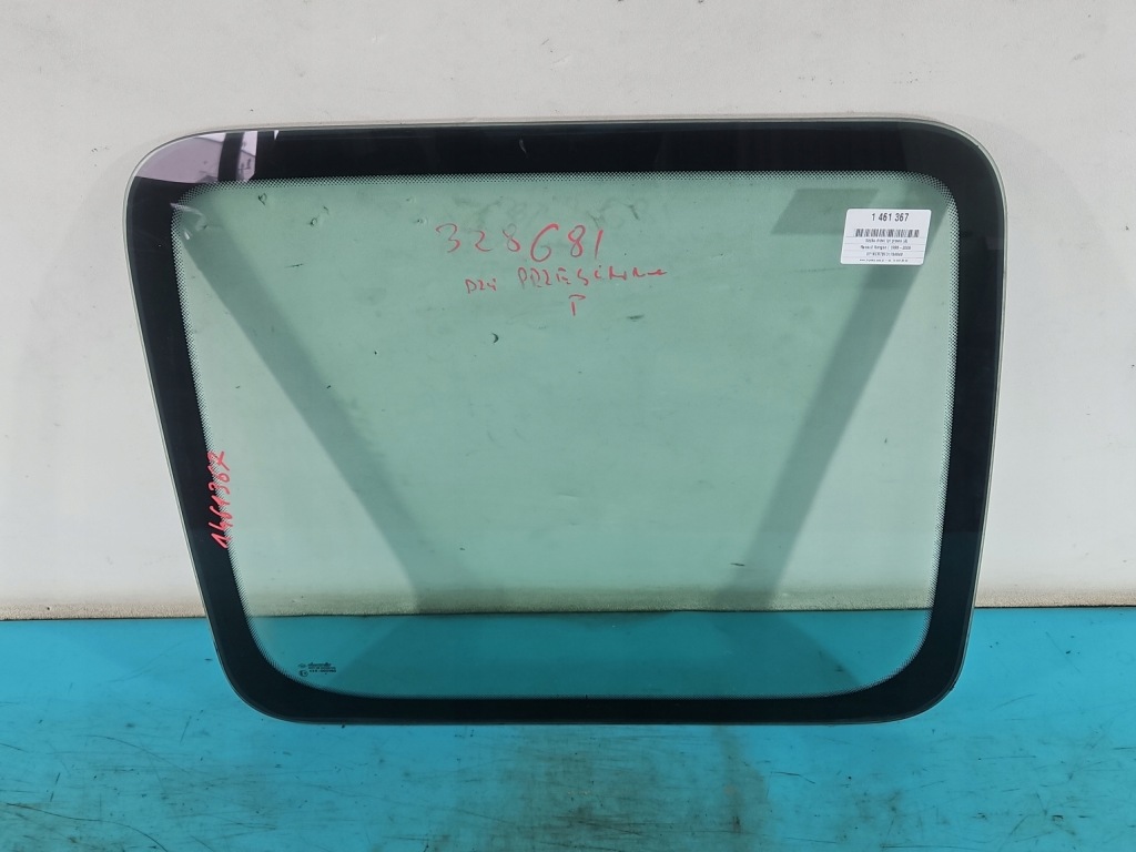 Купить Стекло дверь раздвижных задний  правая renault kangoo i hb