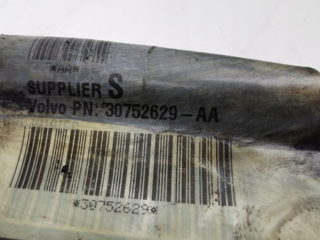 фото №9, Volvo v50 2009 клемма плюсовая 30752629aa