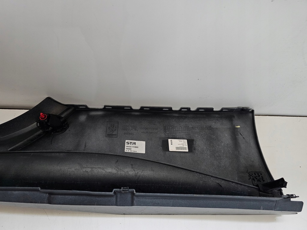 фото №12, Ferrari sf90 xx stradale молдинг поріг права