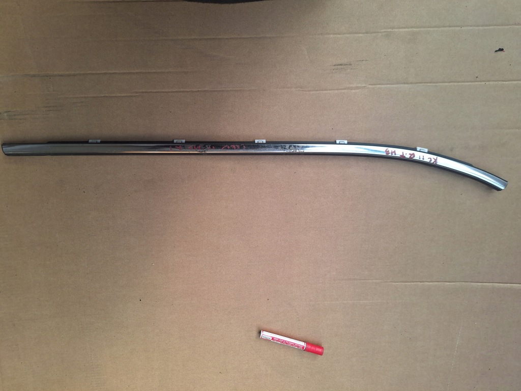 Купить Kia ceed 2 молдинг уплотнитель дверь правый  задняя hb 12-17 хром