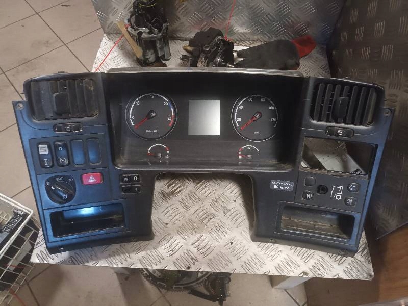 фото №1, Лічильник scania r 1900489