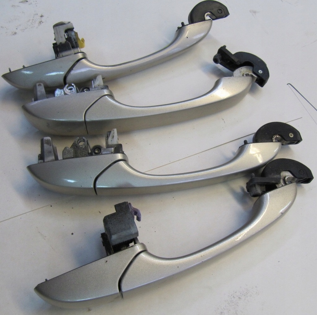 фото №10, Chrysler town country ручка двері ліва перед задня передня задня caravan