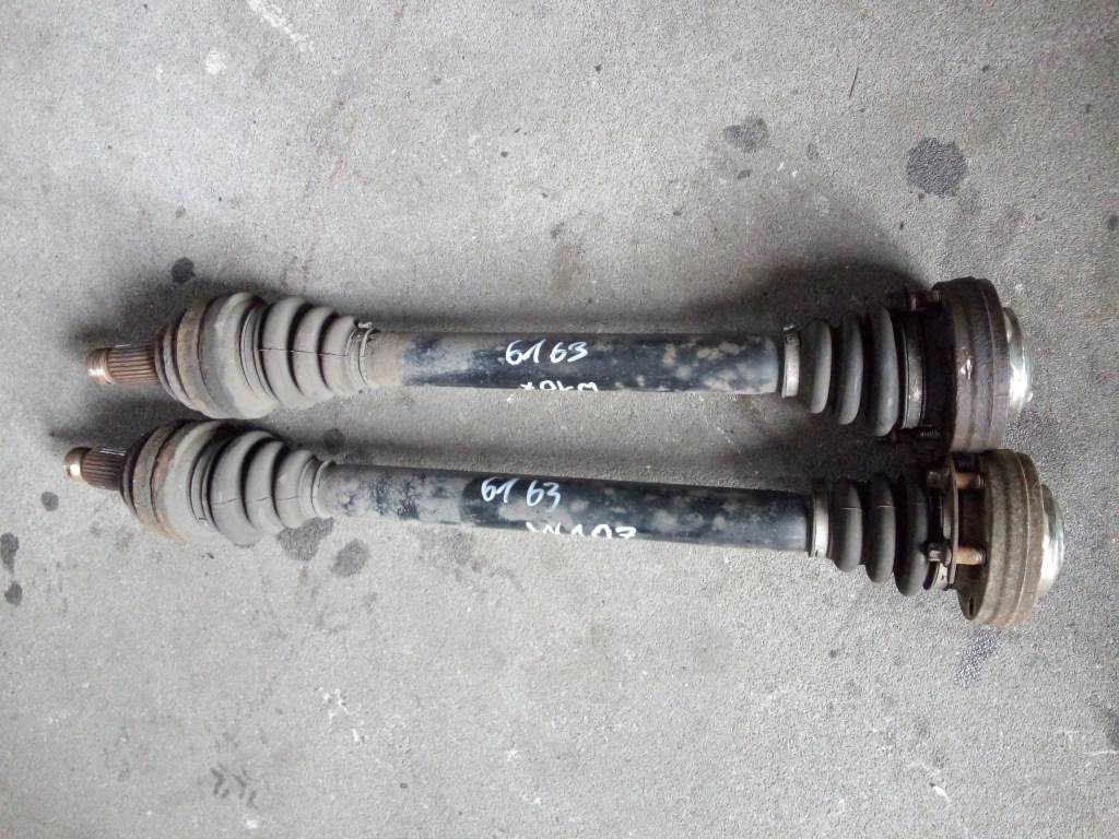 фото №1, Bmw e90 e91 приводной вал правый задняя 7527028