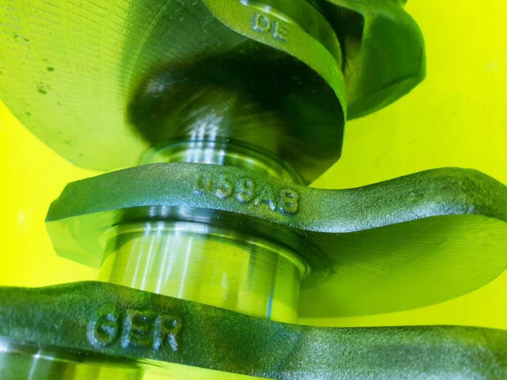 Wał колінчастий a6 c6 q7 4l a4 b7 a8 d3 phaeton touareg 3.0 tdi bmk bkn bug Зі Шроту