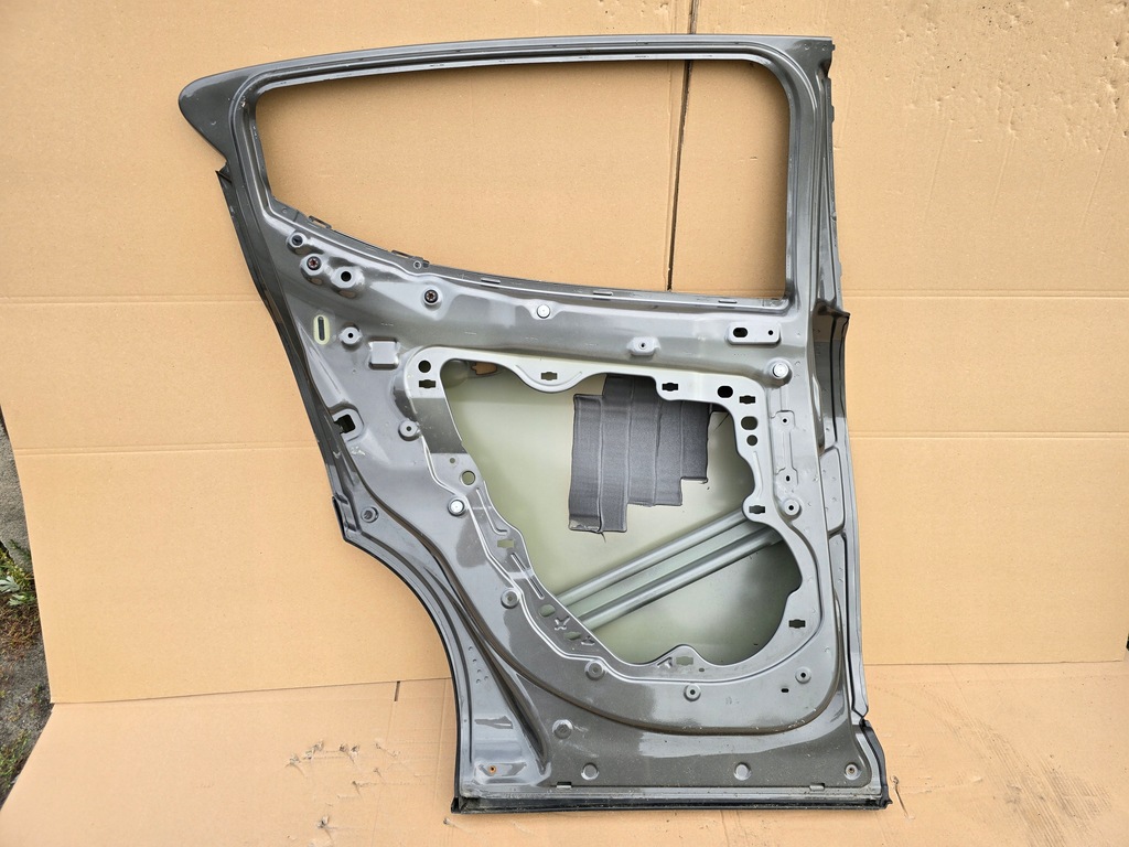 фото №2, Alfa romeo tonale дверь левая задние