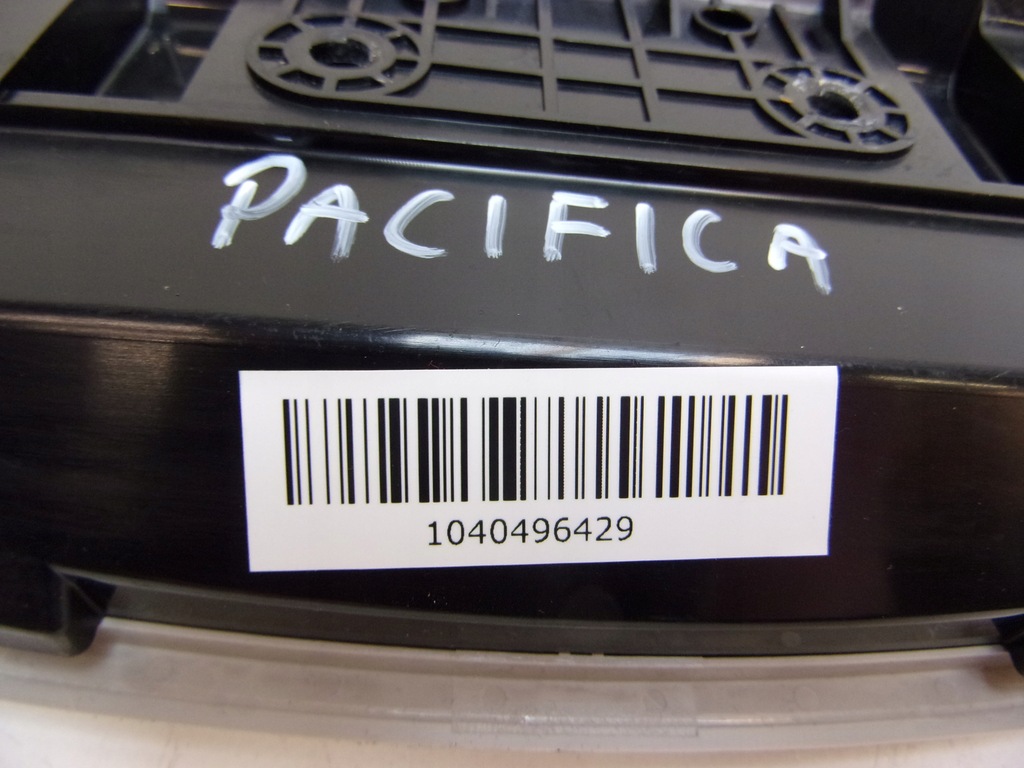 фото №7, Chrysler pacifica 16- лампа стельовий 6es94pd2ac