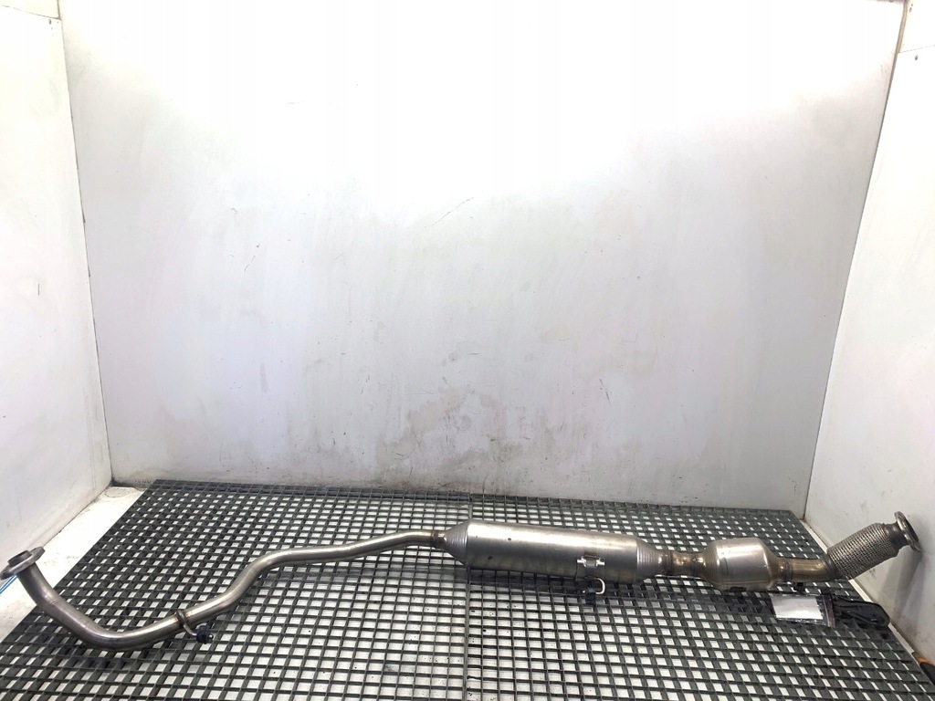 фото №1, Катализатор труба выхлопная lexus lbx 31521 1.5 136km выхлоп