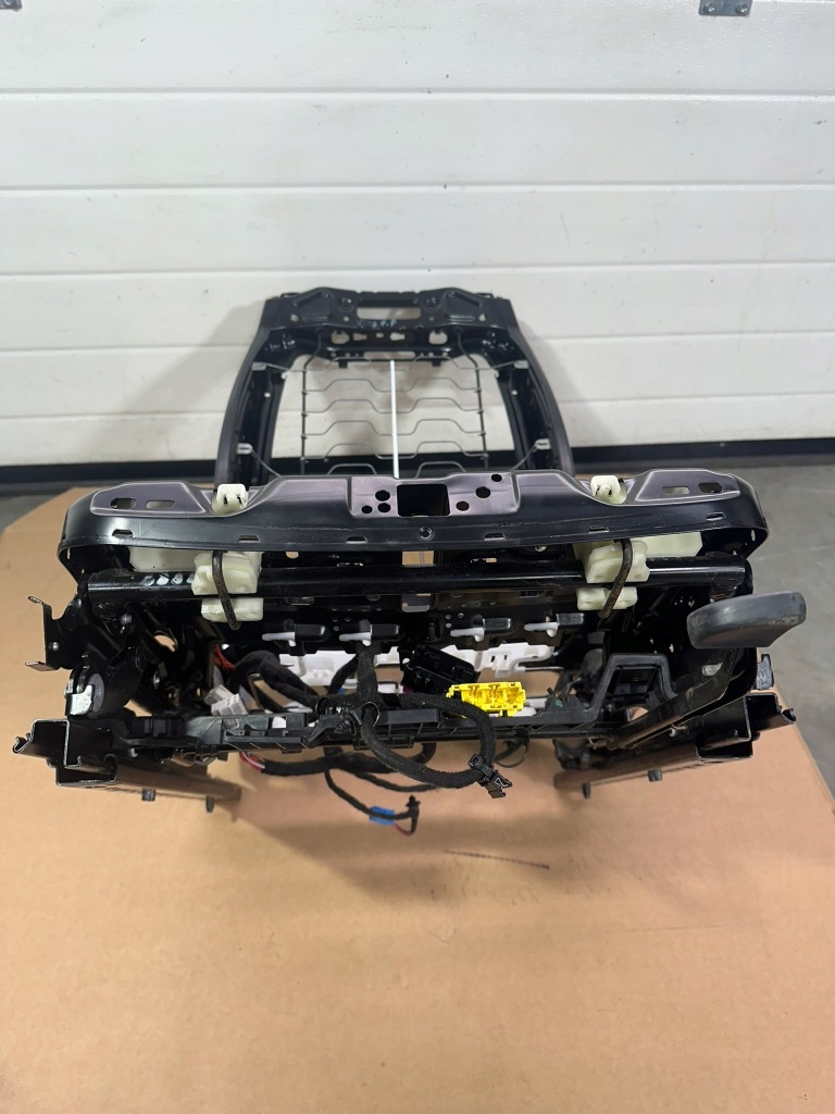 Каркас сиденье, рама сиденье правый перед mercedes glc w253 в Украине