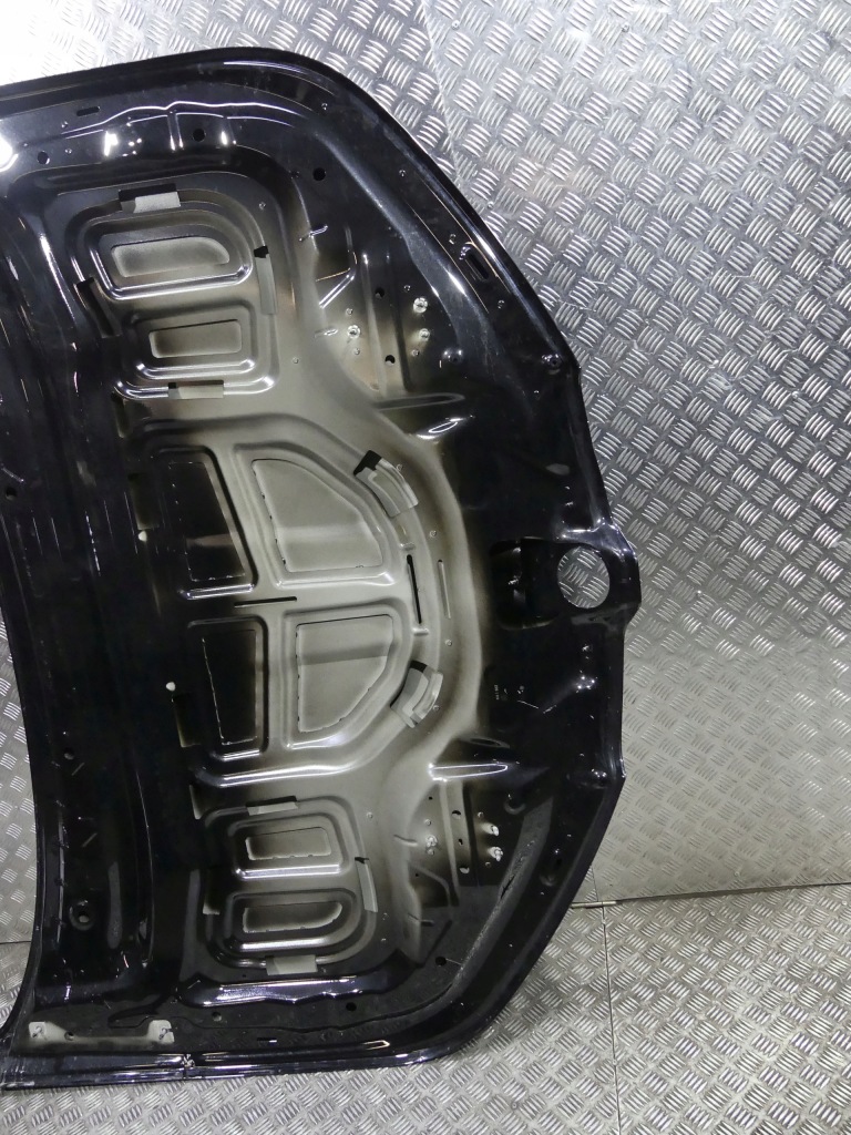 Bmw i20 ix капот крышка двигателя черная Недорого