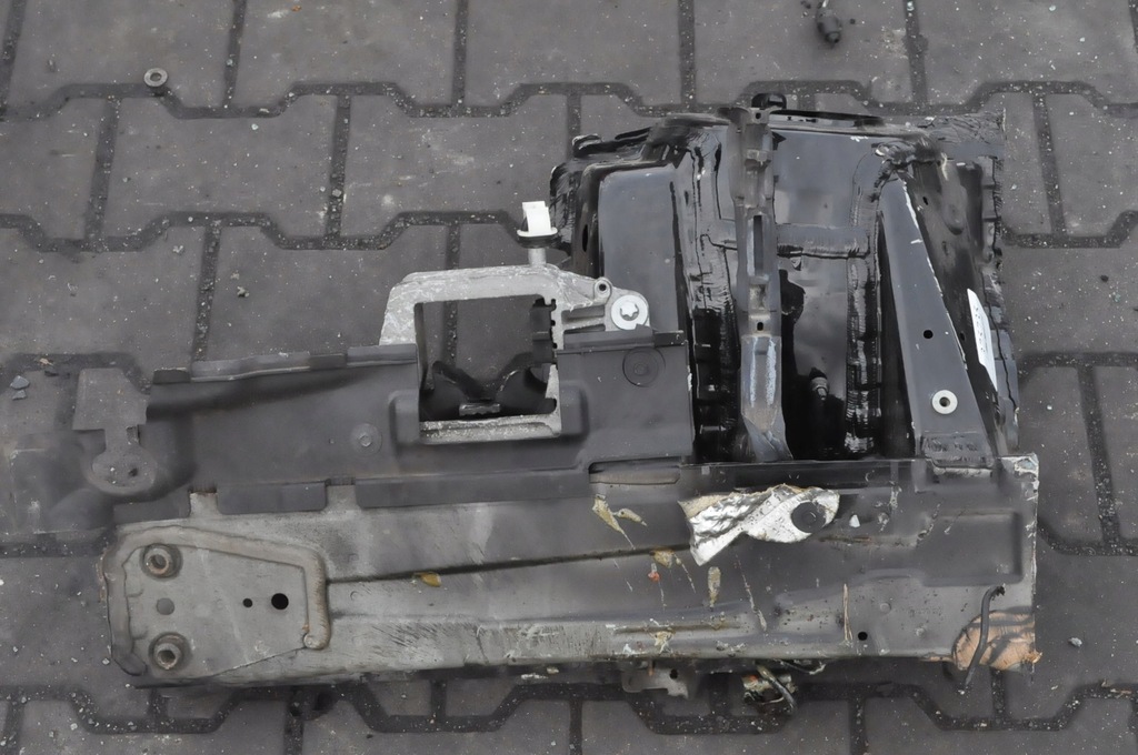 фото №2, Mini f55 f56 чверть лонжерон права перед