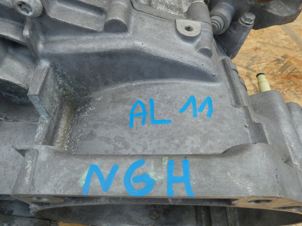 Купити Vw tiguan i коробка передач передач ngh