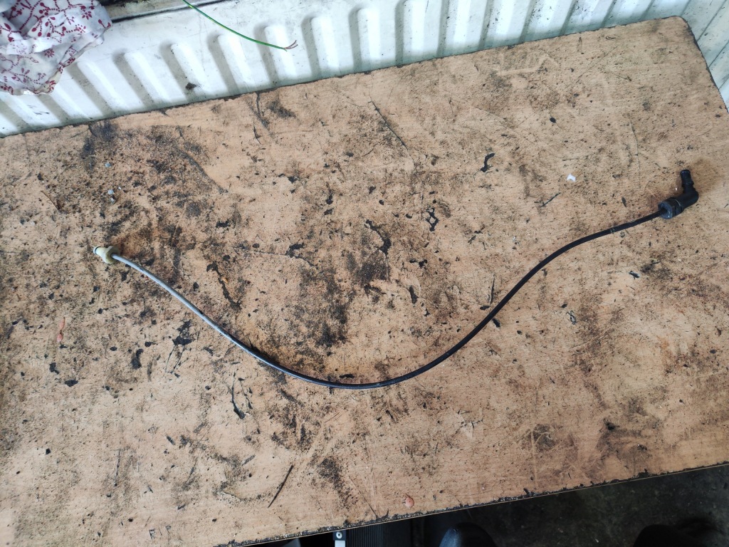 фото №1, Citroen c3 picasso i 1.6 vti шланг трубка wąż сцепления