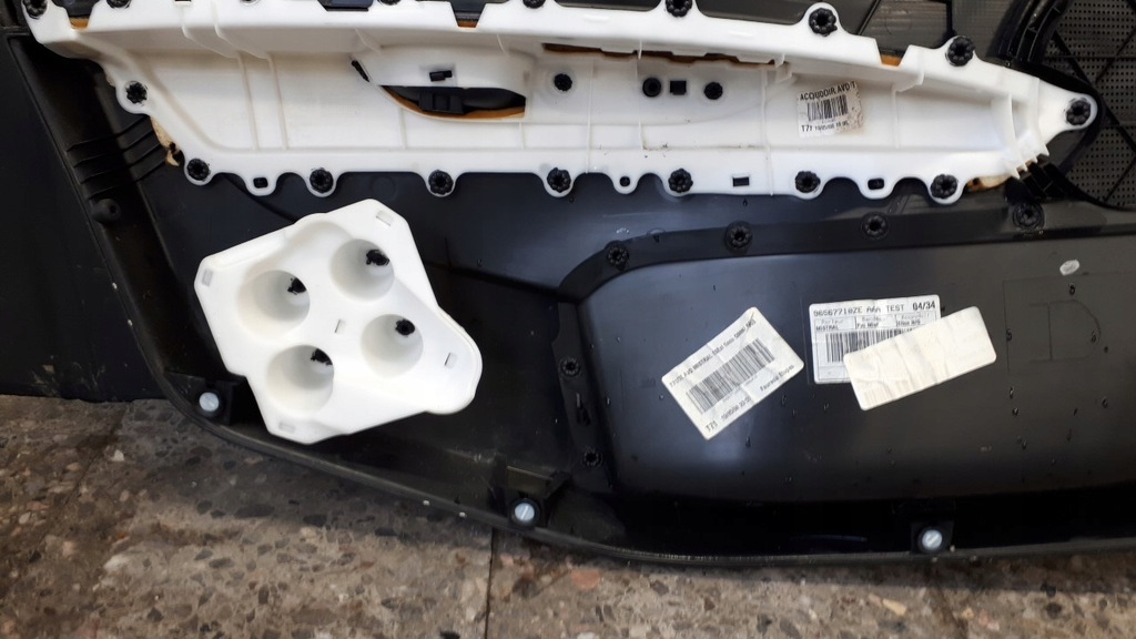 фото №14, 9656771077 обшивка дверь правый перед peugeot 308