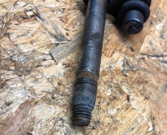 фото №1, Штифт двірники bmw e39 задня