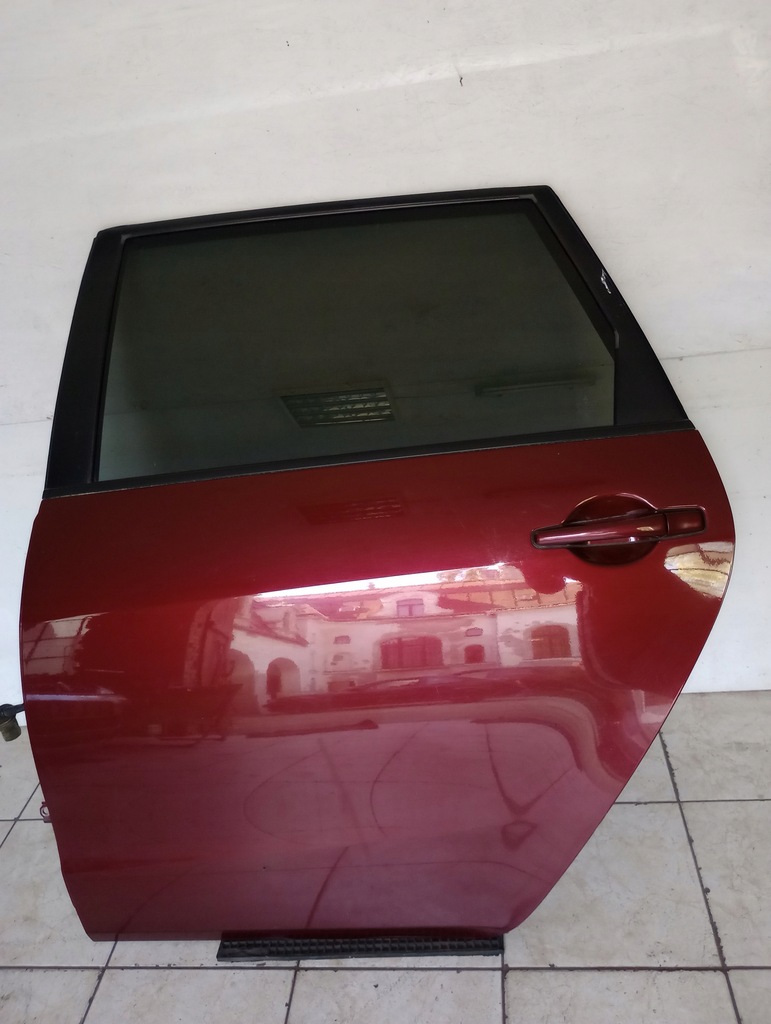 фото №1, Mitsubishi grandis дверь левая задние